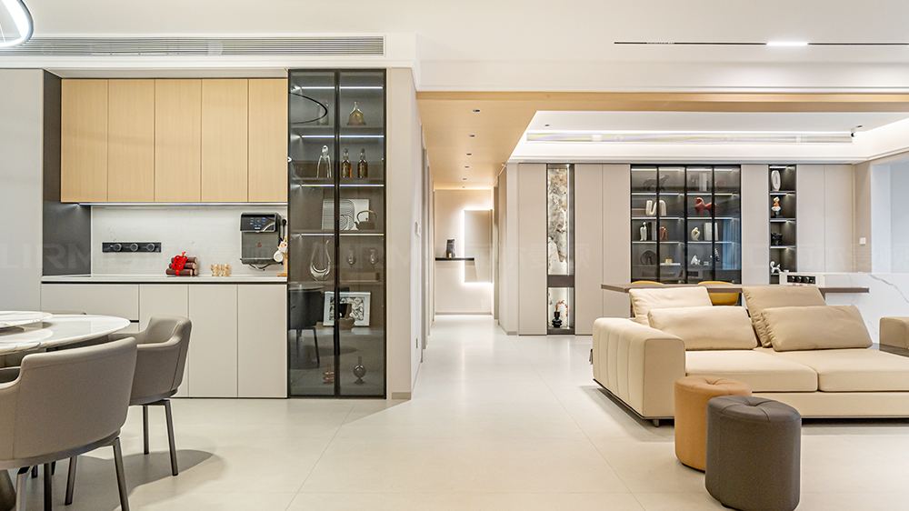 現(xiàn)代輕奢風(fēng)-招商雍山湖