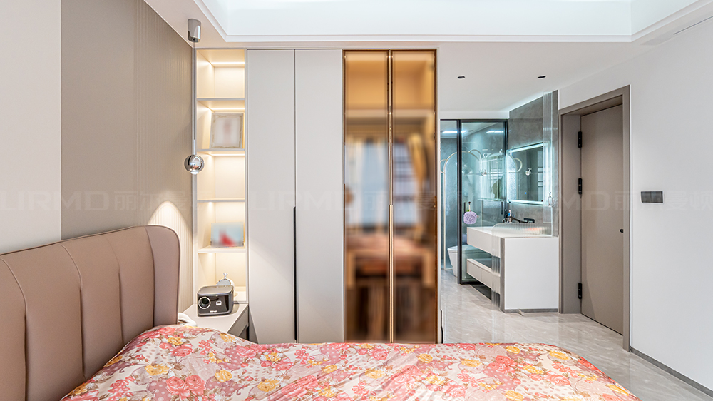 現(xiàn)代簡奢風(fēng)-金色溪泉灣